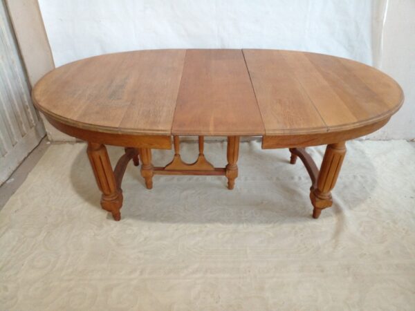 MESA ANTIGUA DE ROBLE LAVADO NATURAL CON TABLA Y PATA CENTRAL. COD: 87405 - Image 8