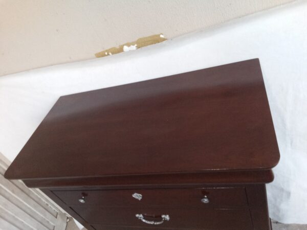 MUEBLE CHIFFONIER MADE IN USA 6 CAJONES EN GUINDO. COD: 45501 - Image 5