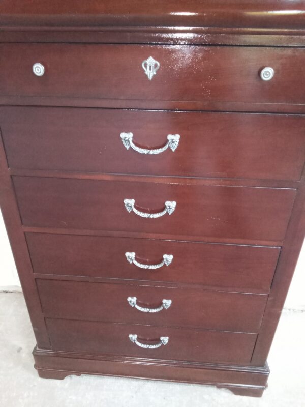 MUEBLE CHIFFONIER MADE IN USA 6 CAJONES EN GUINDO. COD: 45501 - Image 6
