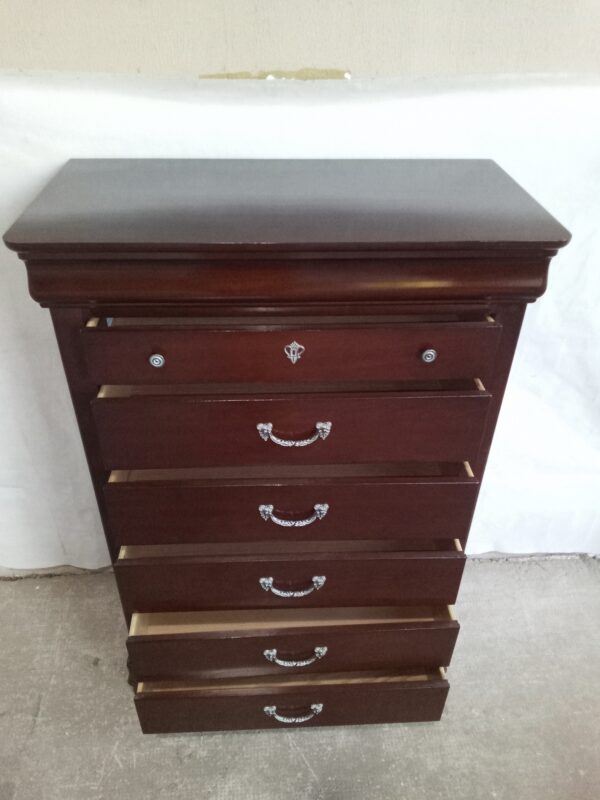 MUEBLE CHIFFONIER MADE IN USA 6 CAJONES EN GUINDO. COD: 45501 - Image 8