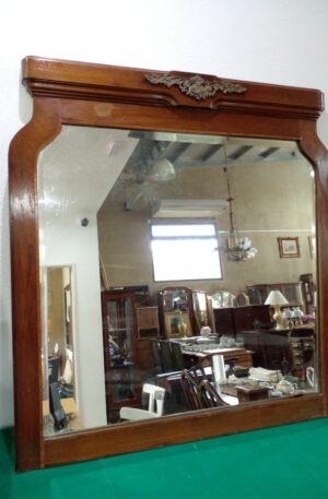 ESPEJO ANTIGUO ESTILO INGLES BISELADO CON BRONCERIA. COD: 87802