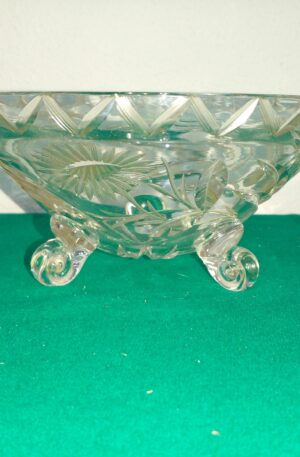 CENTRO DE MESA CRISTAL TALLADO ANTIGUO FRUTERA DESPOJADOR. COD: 93120