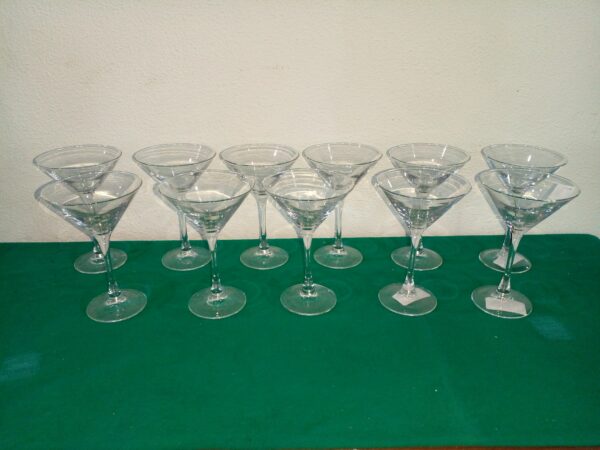 11 COPAS MARTINI PRECIO POR TODAS LAS COPAS. COD: 93114