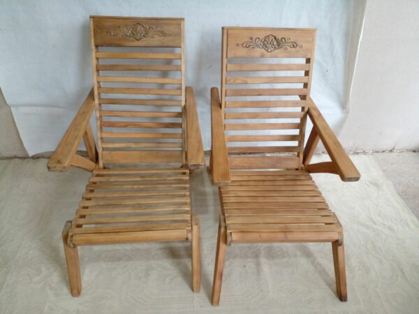 REPOSERA ANTIGUA MADERA TALLADA, SILLON DE JARDIN COD: 92703 - Image 3