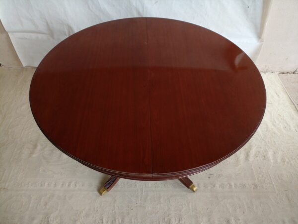 MESA DE COMEDOR ESTILO INGLES SHERATON CON TABLA DE ALARGUE. COD: 93102 - Image 3
