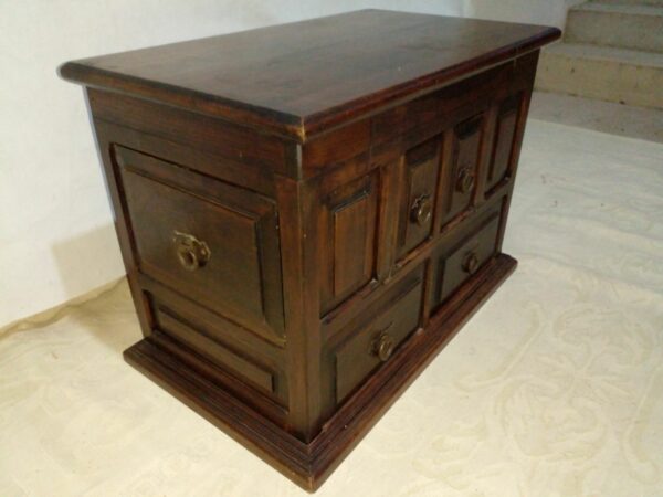 MUEBLE ANTIGUO DE RADIO Y TOCADISCOS ESTILO ESPAÑOL REPLANADO. COD: 93603 - Image 7
