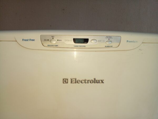 HELADERA ELECTROLUX DFW45 NO FROST CON DISPENSER. COD: 94101 - Image 10