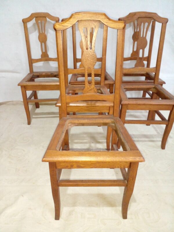 SILLA DE ROBLE ORIGINAL PARA ESTERILLAR O TAPIZAR 6 SILLAS DE ROBLE. COD: 93002 - Image 5