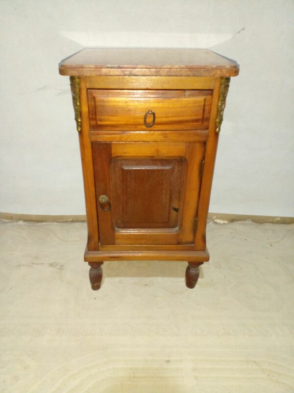 MESA DE LUZ ANTIGUA CON MARMOL ROSA VERONA ITALIANO. COD: 93908