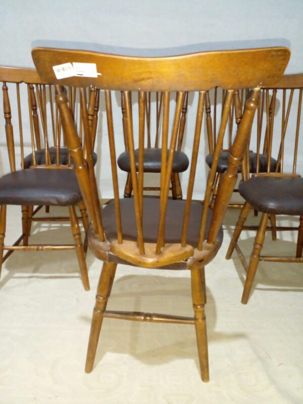 SILLA WINDSOR SILLAS COUNTRY TAPIZADAS EN ECOCUERO. COD: 95004 - Image 9